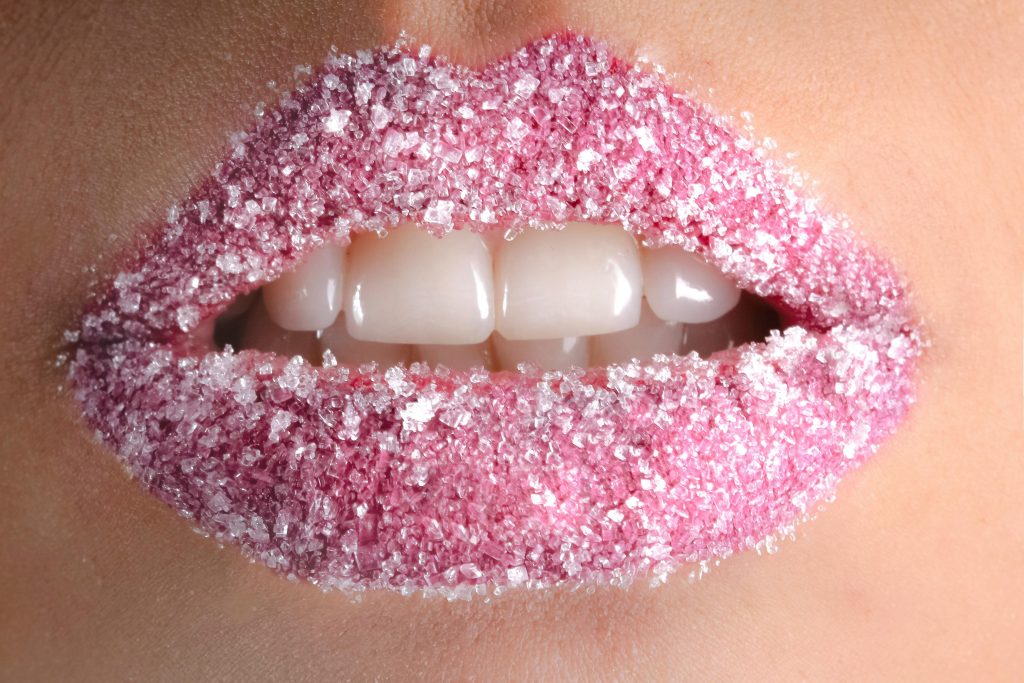 Frozen lips. È arrivato il freddo. Assicurati che le tue labbra siano pronte per il trucco permanente